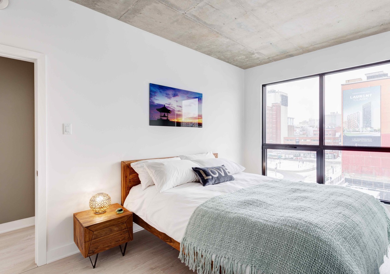 myriade minimalist design bedroom